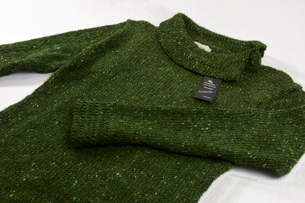 Boat neck and herringbone edges sweater - Green – Rossan Knitwear - detail