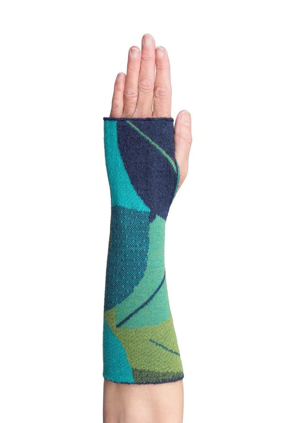 Brook Wristwarmers – Emerald Spirit - McKernan