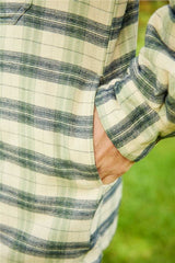 Collar Fleece Lined Flannel Shirt – Ecru, Green and Navy Check - Lee Valley - hand pocket detail