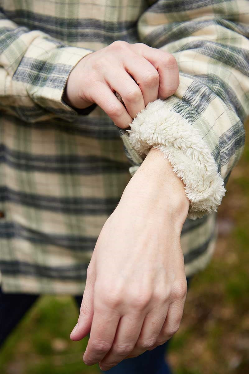 Women Collar Fleece Lined Flannel Shirt - Ecru, Green and Navy Check - Lee Valley - detail sleeve