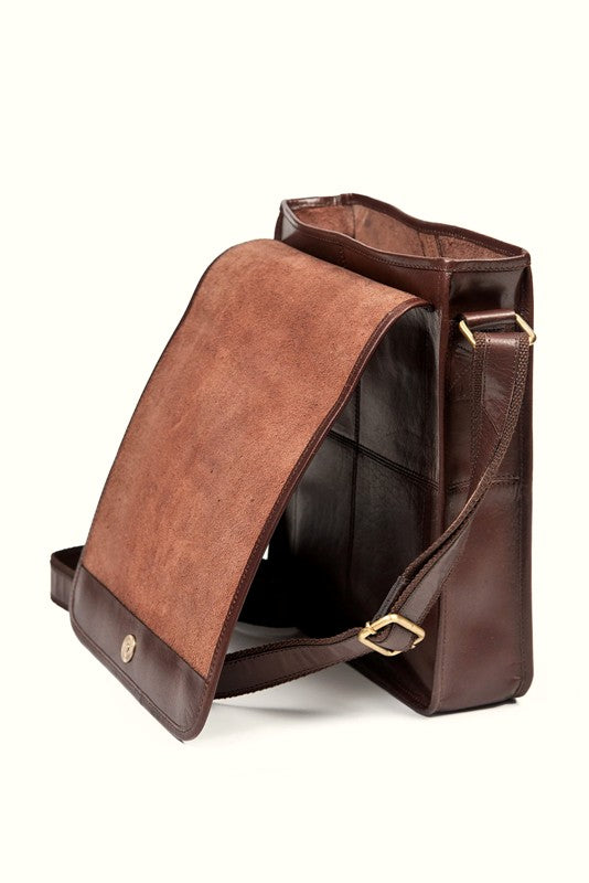 Messenger Bag – Tinnakeenly Leathers