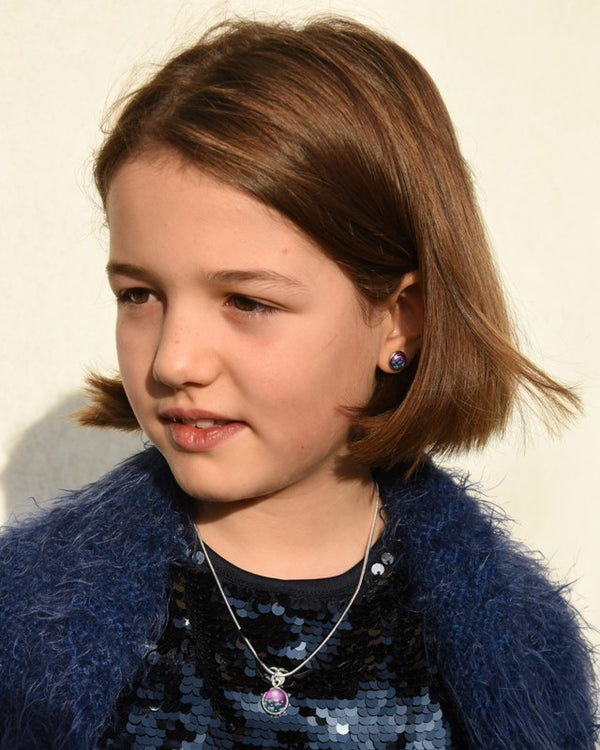 Small Stud Earrings and Pendant - Midnight Magic - Amélie Gagné - on model