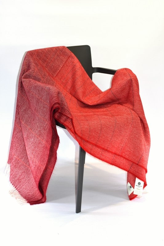 Alpaca Throw – Rusty Red Ómbre - McNutt of Donegal