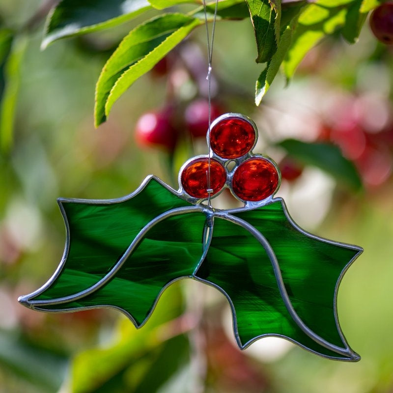 Holly Berry - 3D Stained Glass Suncatcher – Ard aLume