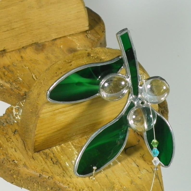 Mistletoe - 3D Stained Glass Suncatcher – Ard aLume