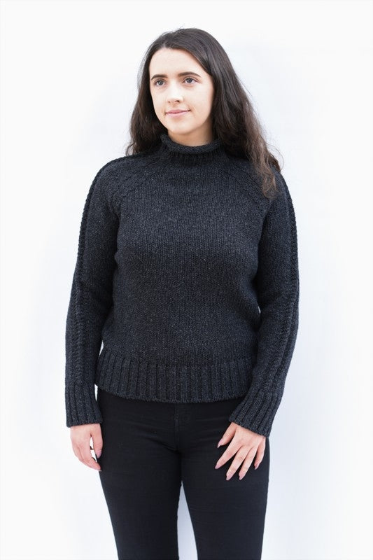 Raglan Sweater With Centre Line On Sleeve - Charcoal - McConnell