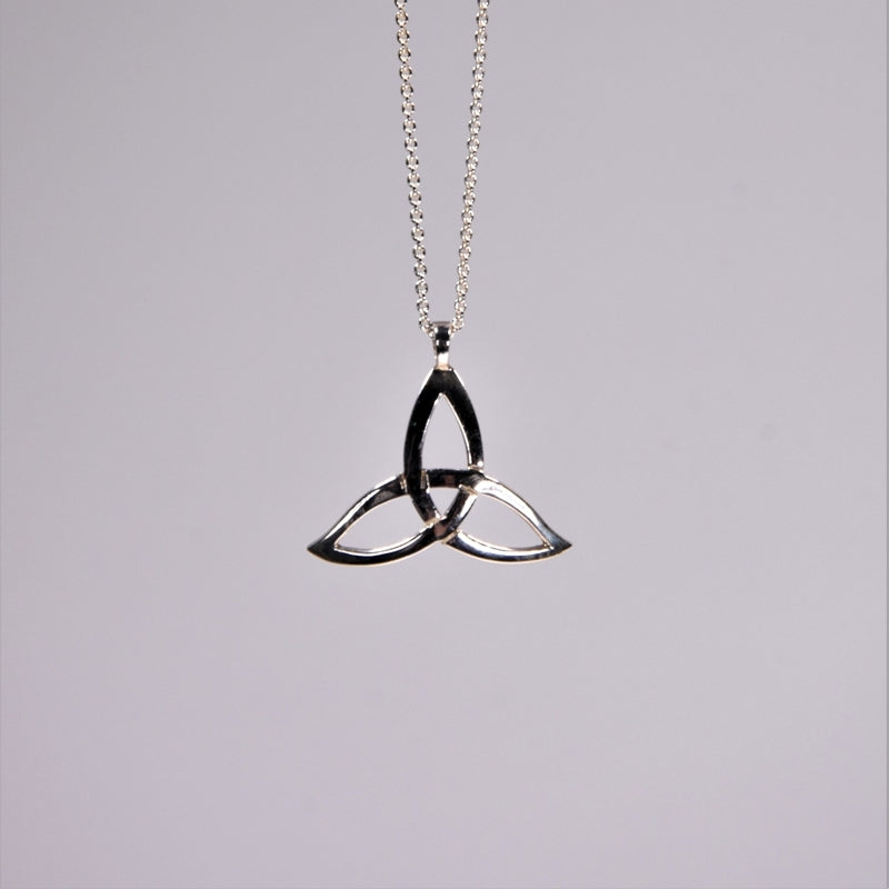 Trinity Knot pendant - Declan Killen - sterling silver (2)